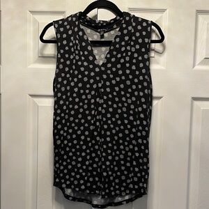 Black and White Sleeveless Top